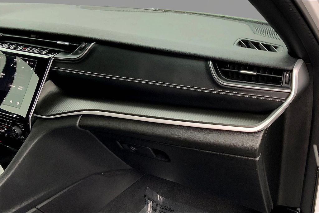 used 2023 Jeep Grand Cherokee car, priced at $29,254