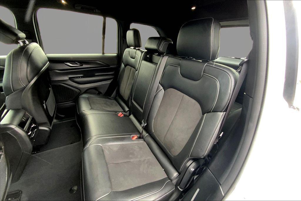 used 2023 Jeep Grand Cherokee car, priced at $29,254