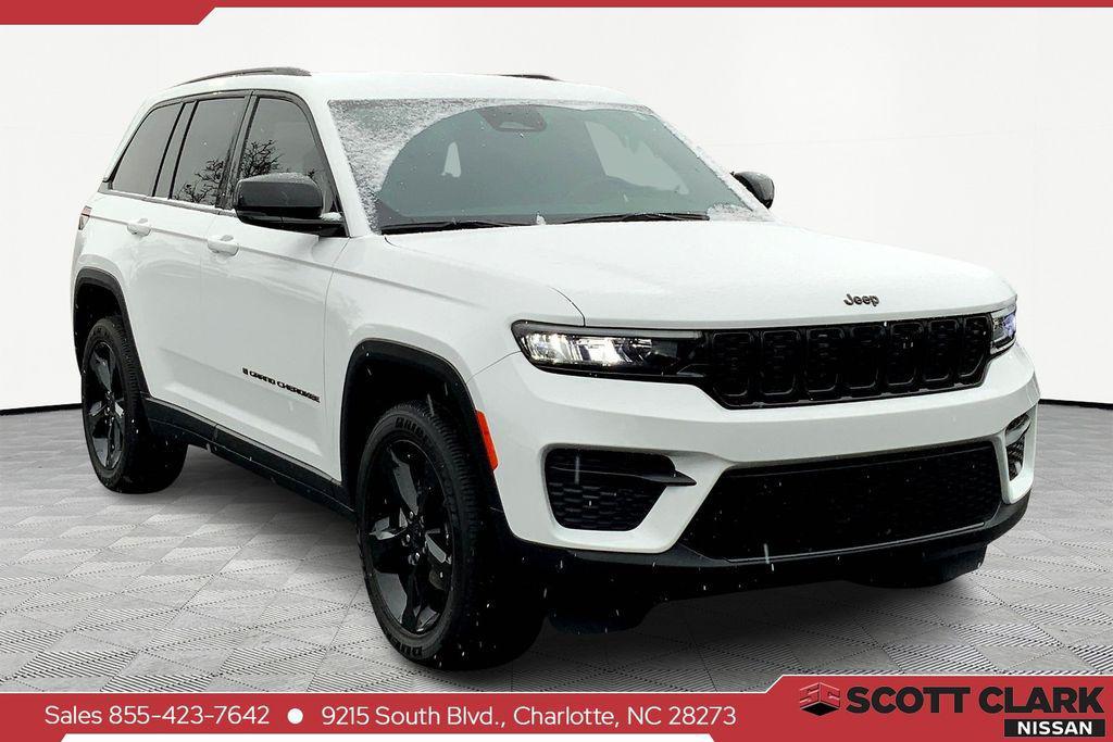 used 2023 Jeep Grand Cherokee car, priced at $29,254