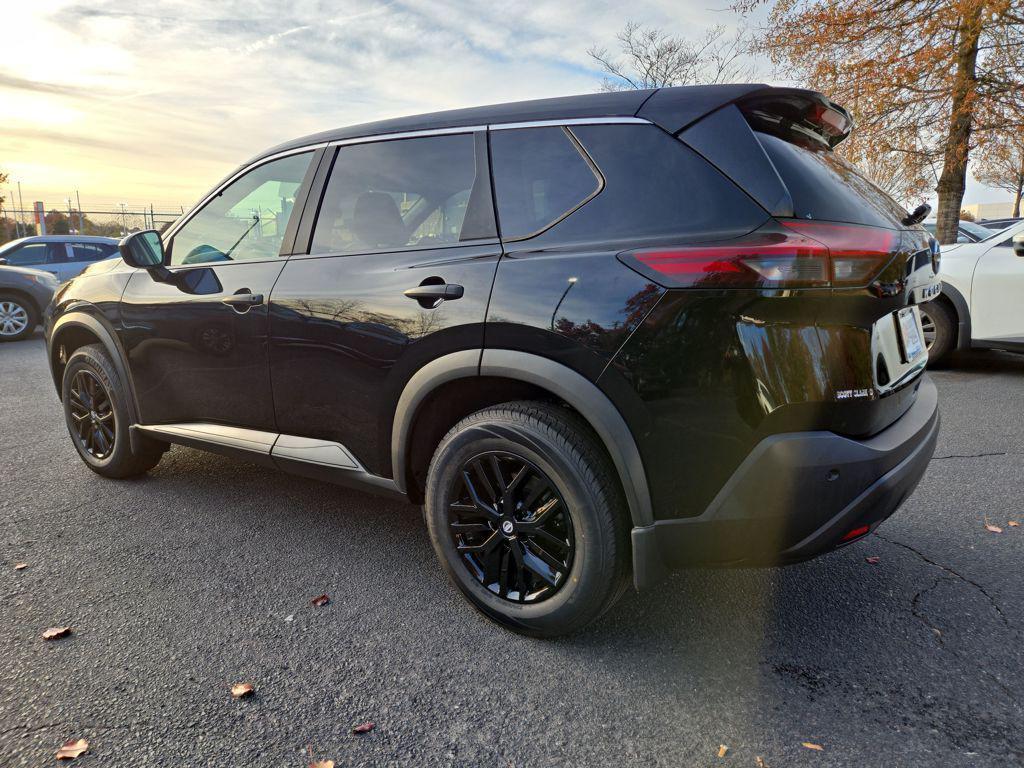 used 2021 Nissan Rogue car, priced at $18,571
