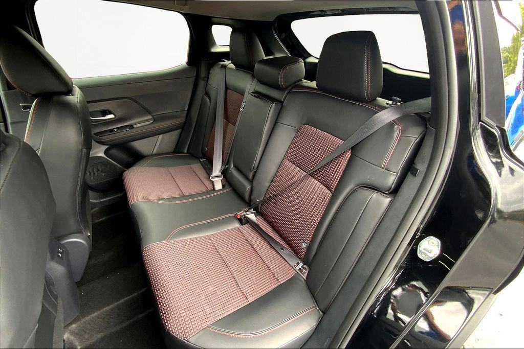 new 2025 Nissan Kicks car, priced at $24,700