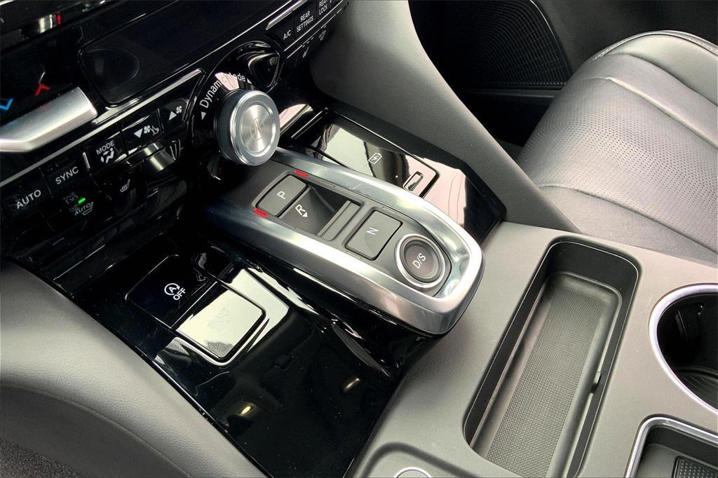 used 2025 Acura MDX car, priced at $49,000
