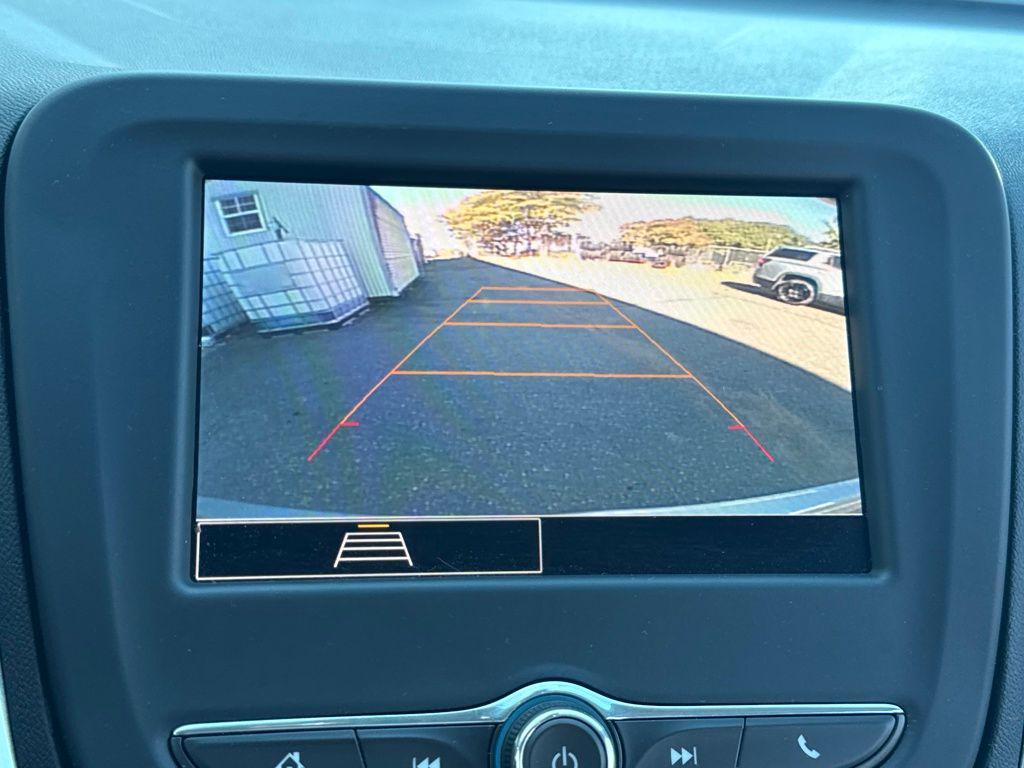 used 2024 Chevrolet Equinox car, priced at $22,408