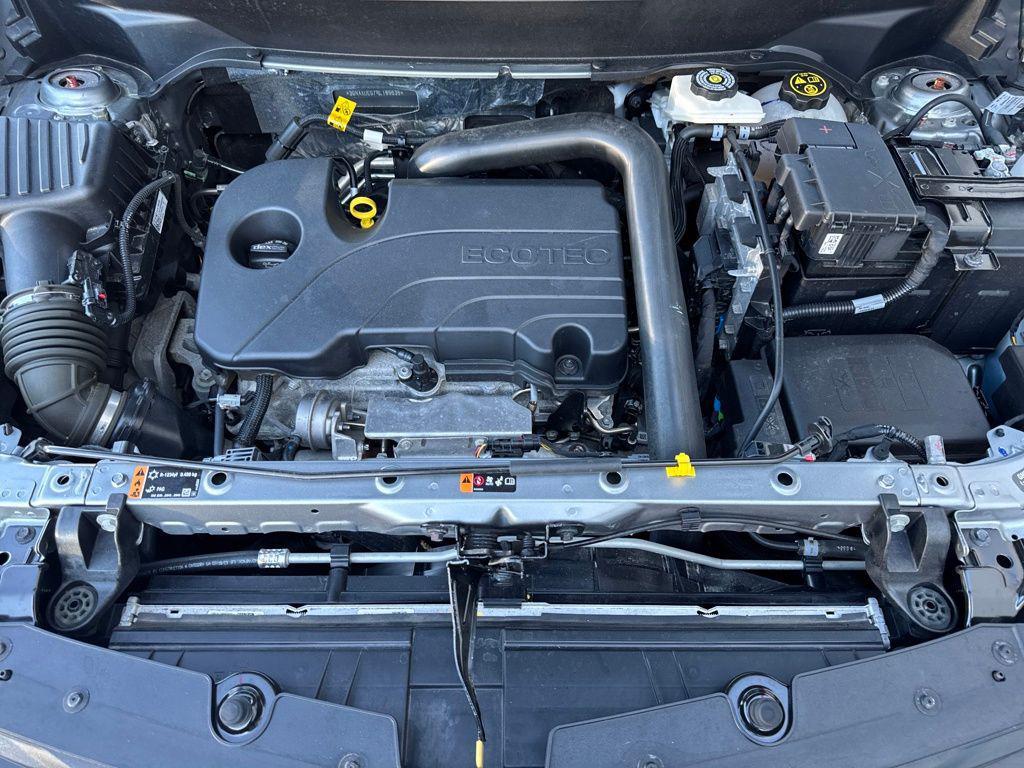 used 2024 Chevrolet Equinox car, priced at $22,408