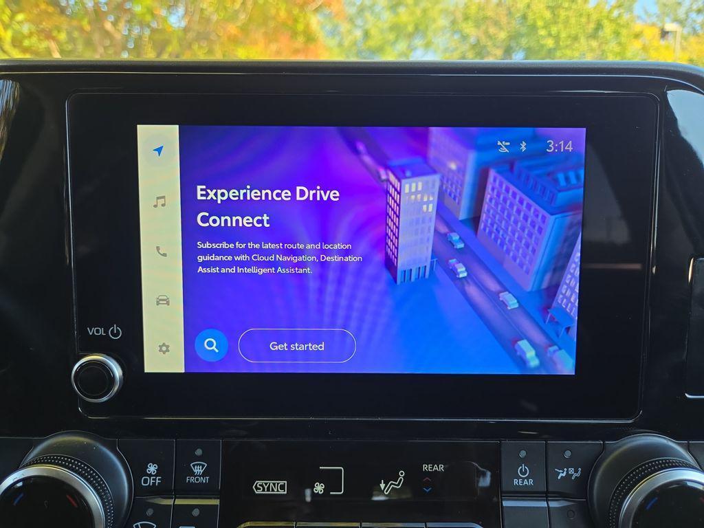 used 2024 Toyota Highlander car, priced at $31,065