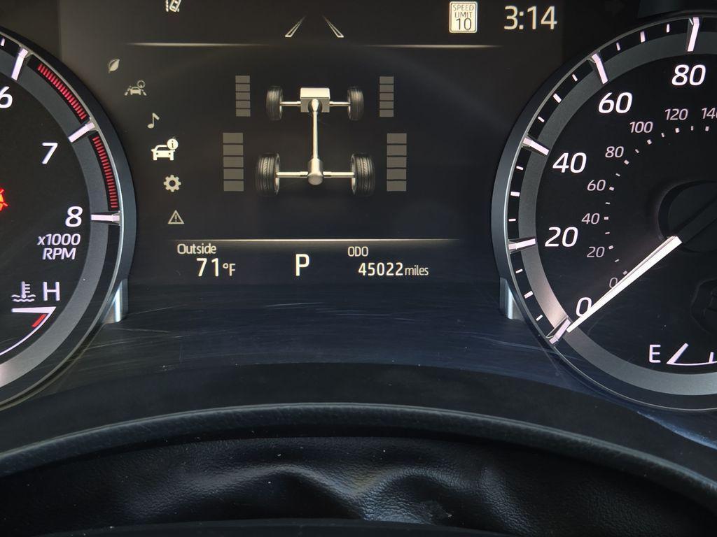 used 2024 Toyota Highlander car, priced at $31,065