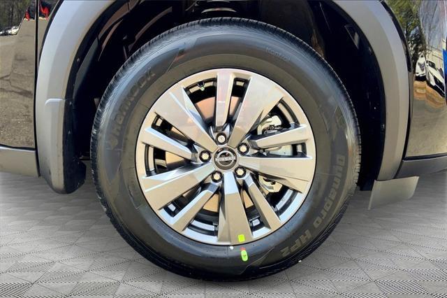 new 2025 Nissan Pathfinder car, priced at $32,163