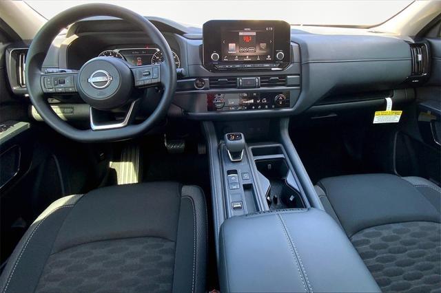 new 2025 Nissan Pathfinder car, priced at $32,163