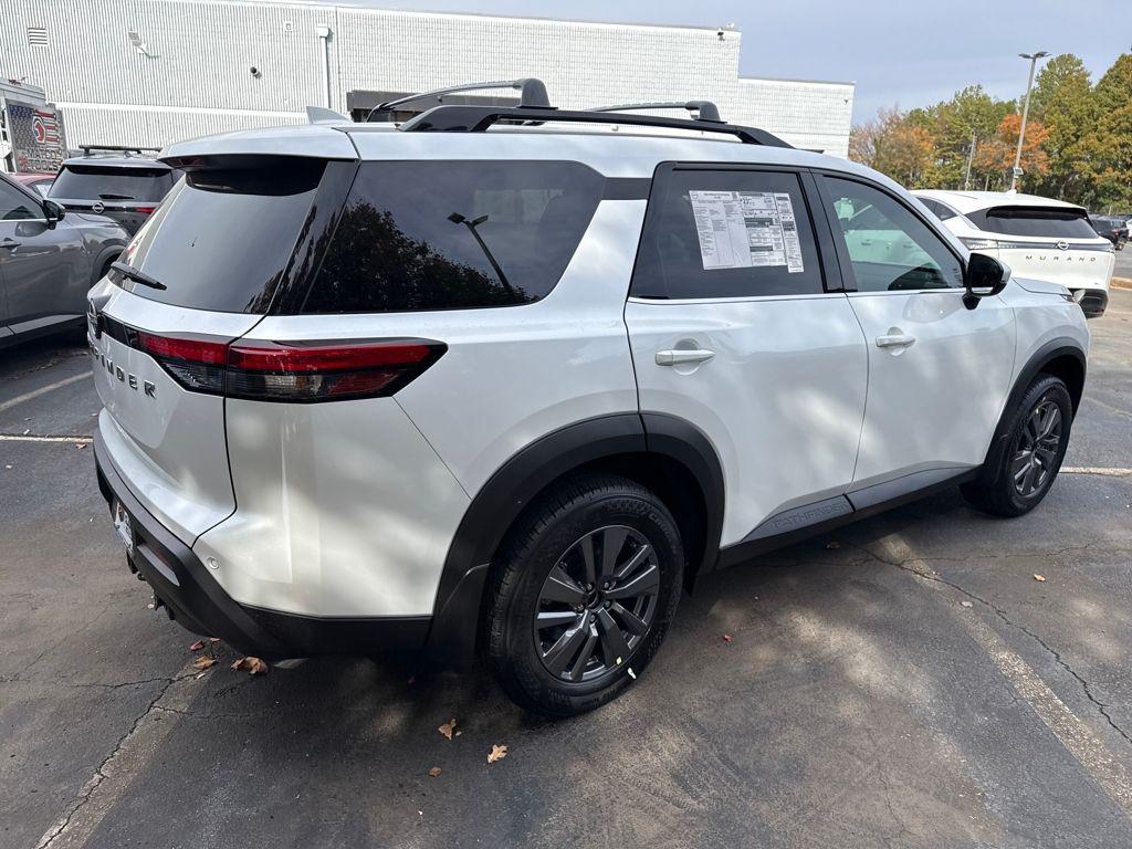 new 2025 Nissan Pathfinder car, priced at $35,340