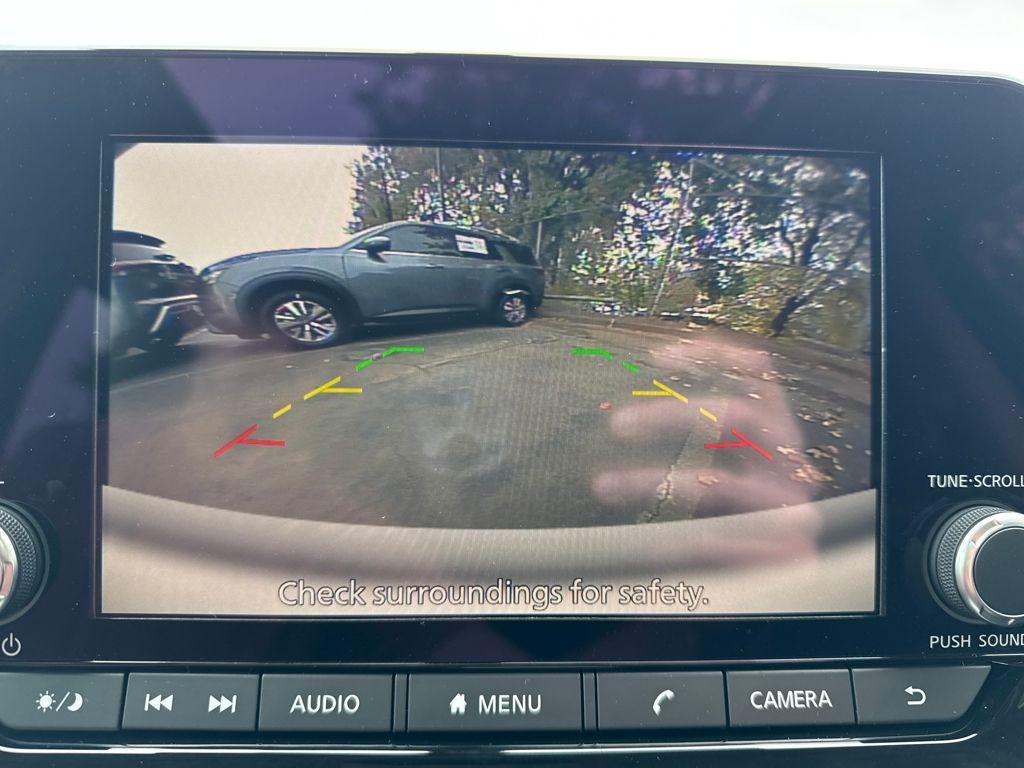 new 2025 Nissan Pathfinder car, priced at $35,340