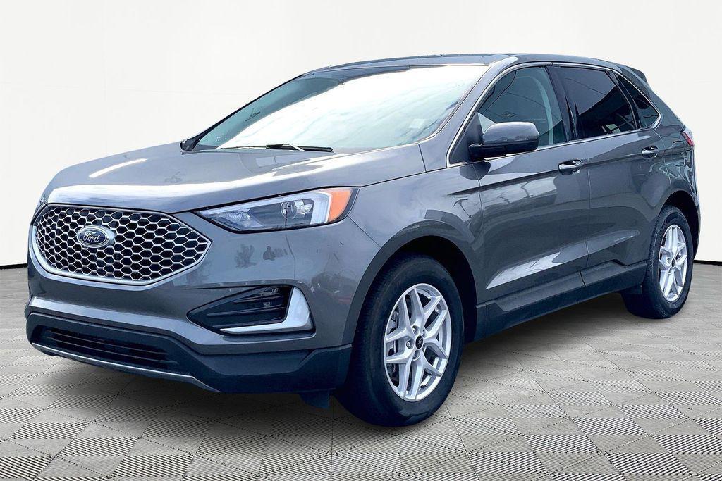 used 2024 Ford Edge car, priced at $19,125