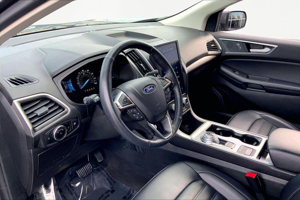 used 2024 Ford Edge car, priced at $19,125