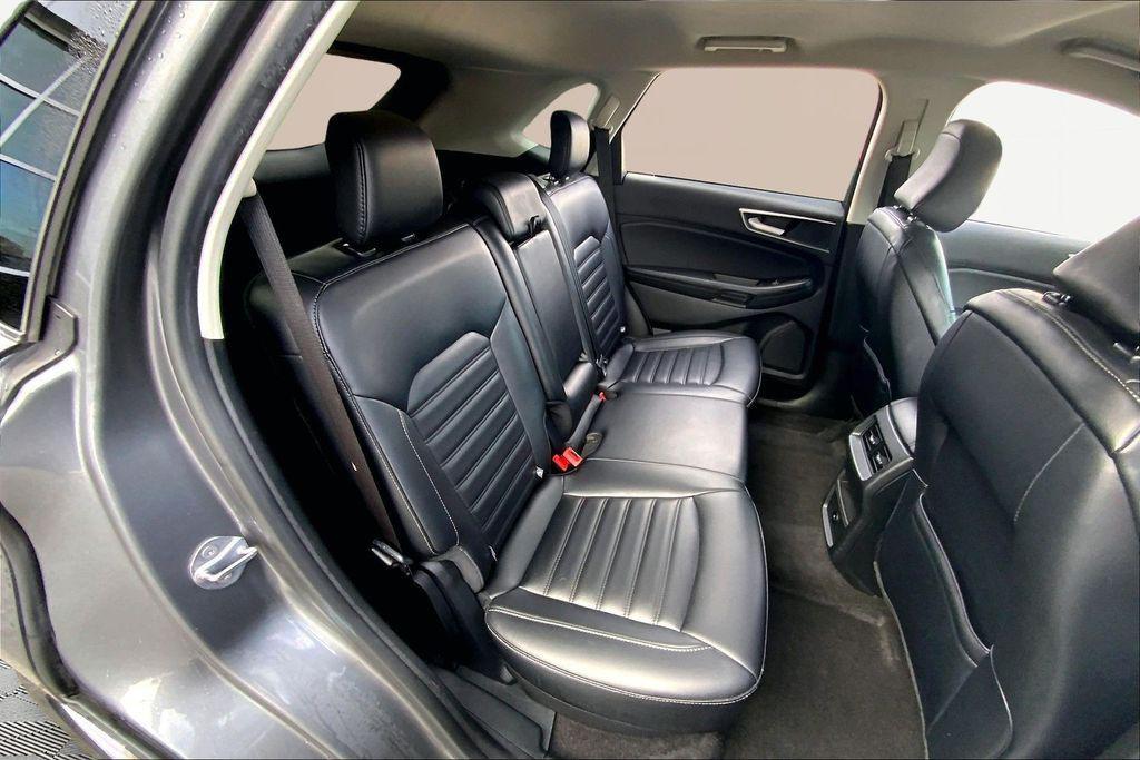 used 2024 Ford Edge car, priced at $19,125