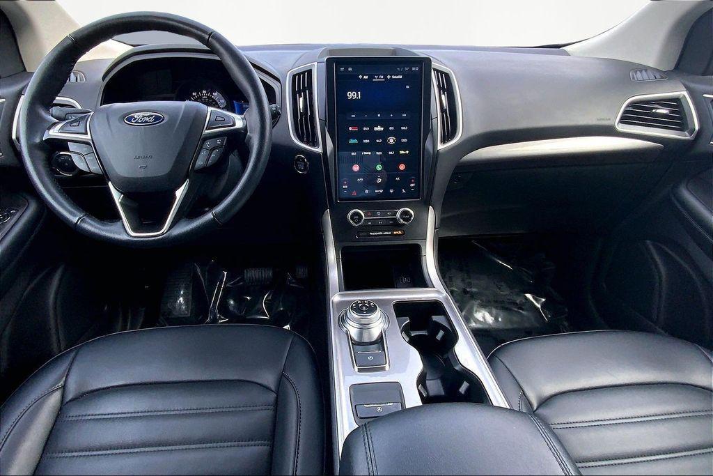 used 2024 Ford Edge car, priced at $19,125