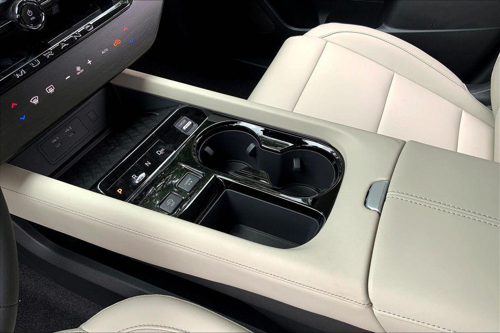 new 2025 Nissan Murano car, priced at $41,044