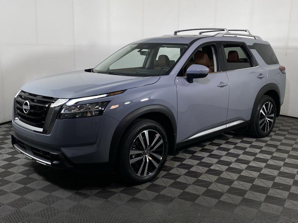 new 2025 Nissan Pathfinder car, priced at $46,822
