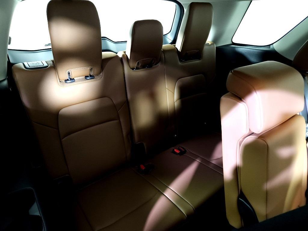 new 2025 Nissan Pathfinder car, priced at $46,822