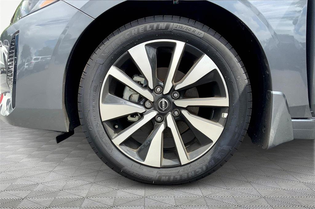 new 2025 Nissan Sentra car, priced at $24,495