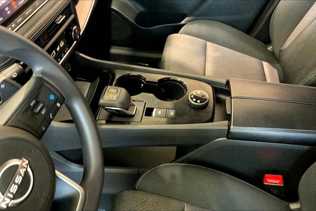 used 2024 Nissan Rogue car, priced at $22,943