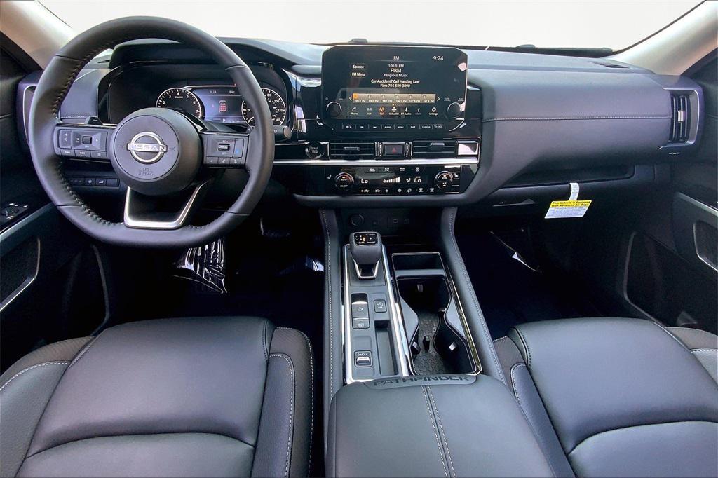 used 2025 Nissan Pathfinder car, priced at $36,500