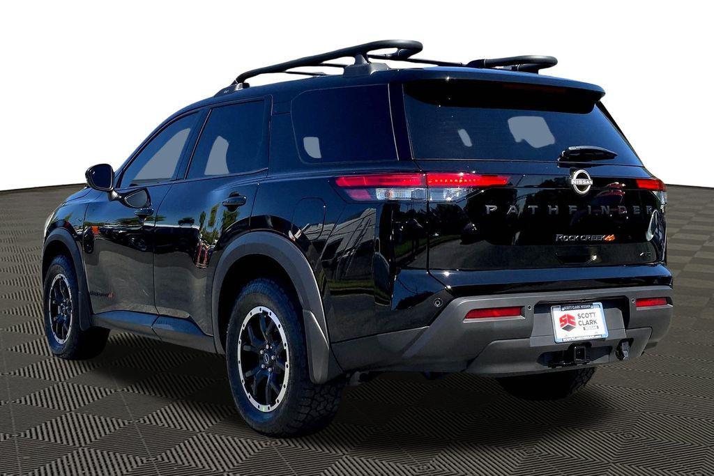 new 2025 Nissan Pathfinder car, priced at $37,987