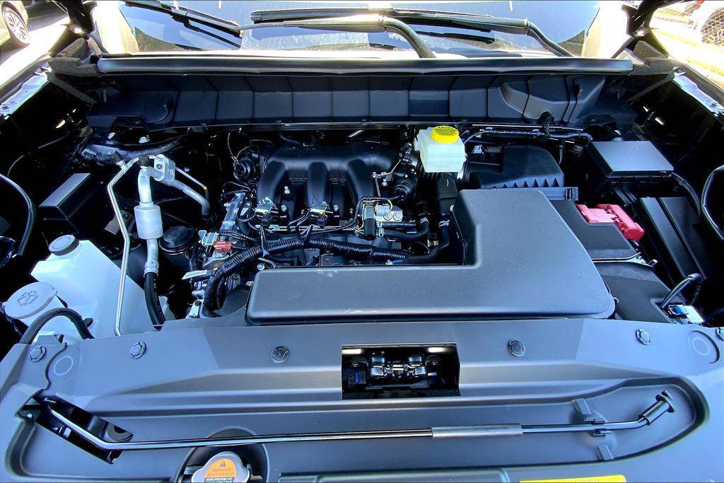 new 2025 Nissan Pathfinder car, priced at $37,987