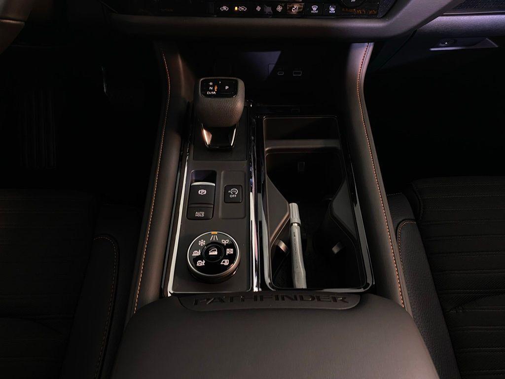 new 2025 Nissan Pathfinder car, priced at $37,987