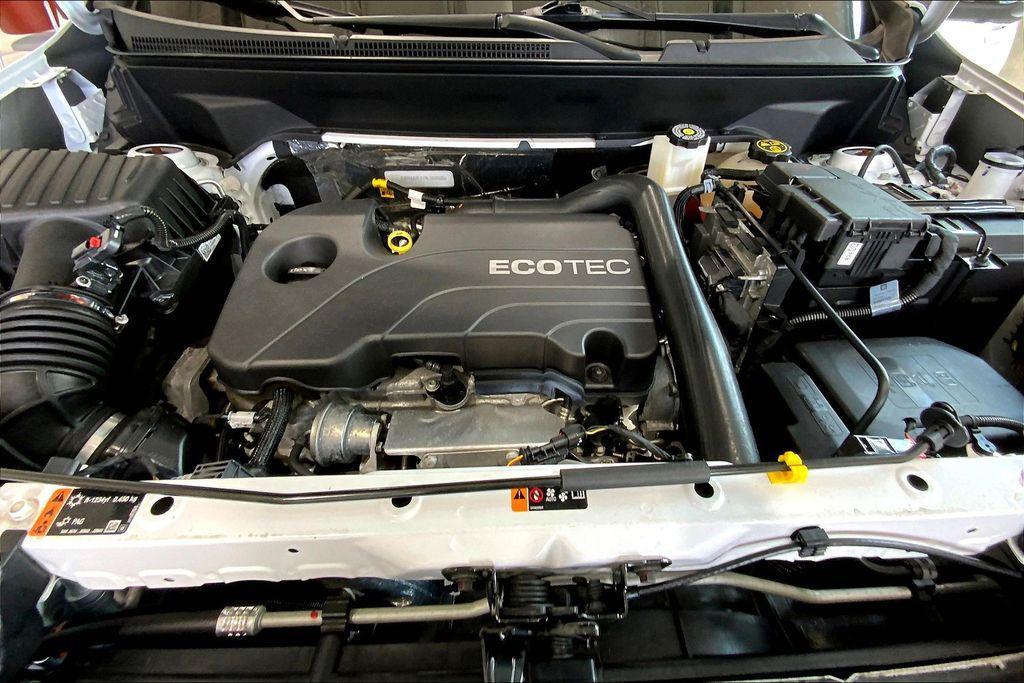 used 2022 Chevrolet Equinox car, priced at $19,478