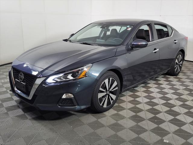 used 2022 Nissan Altima car, priced at $19,500