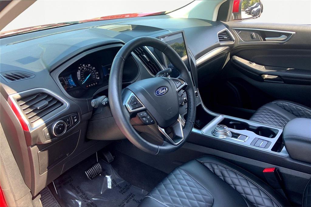 used 2024 Ford Edge car, priced at $31,500