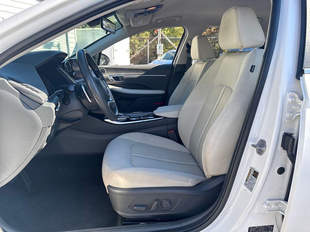 used 2023 Hyundai Sonata Hybrid car, priced at $20,261