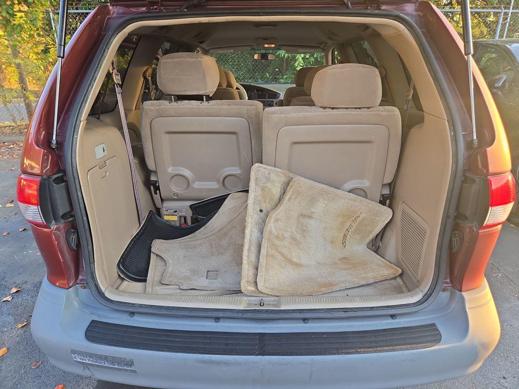 used 2001 Toyota Sienna car, priced at $6,488