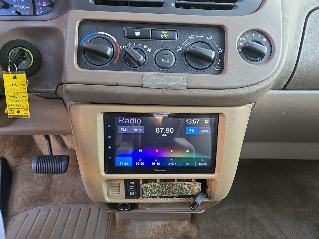 used 2001 Toyota Sienna car, priced at $6,488