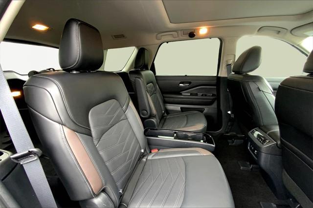 used 2024 Nissan Pathfinder car, priced at $41,727