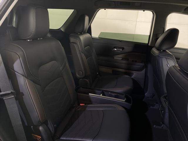 new 2025 Nissan Pathfinder car, priced at $44,811
