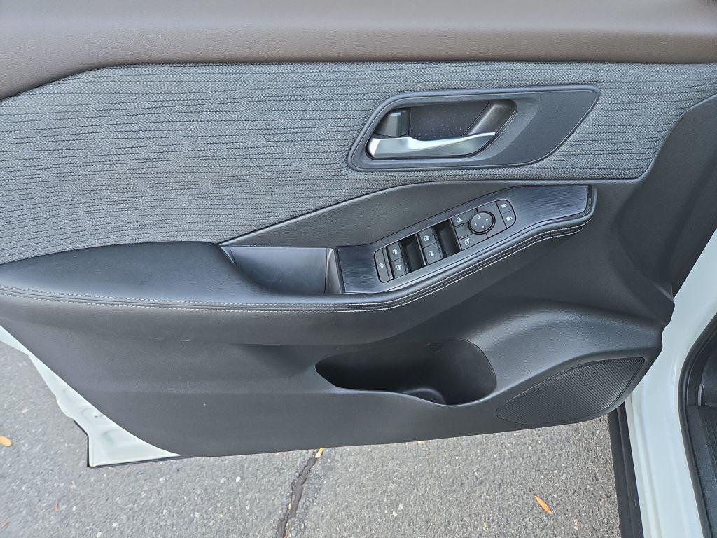 used 2022 Nissan Rogue car, priced at $18,582