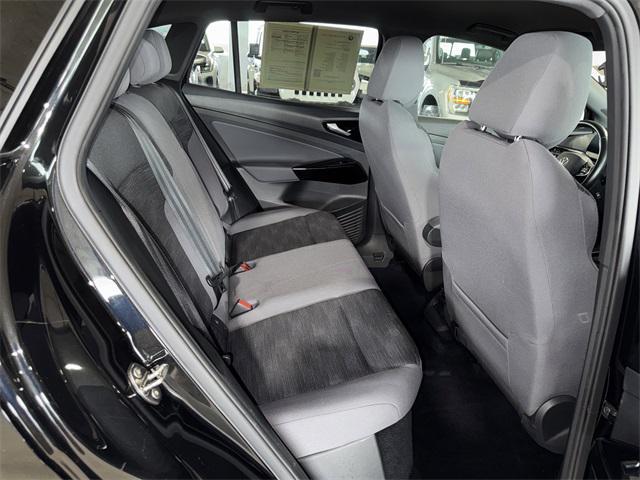 used 2022 Volkswagen ID.4 car, priced at $18,789