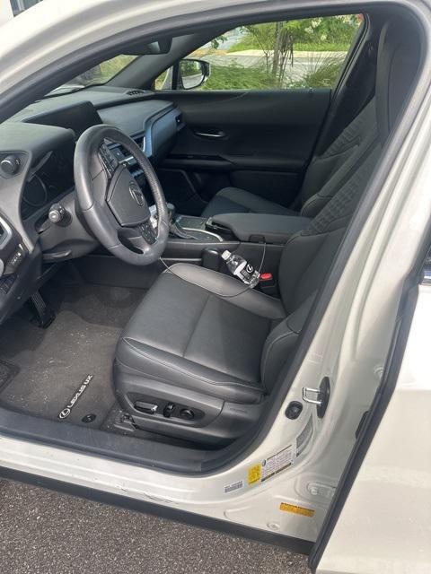 used 2021 Lexus UX 200 car, priced at $28,800