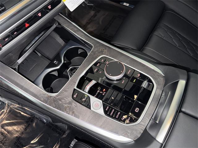new 2026 BMW X7 car, priced at $102,735