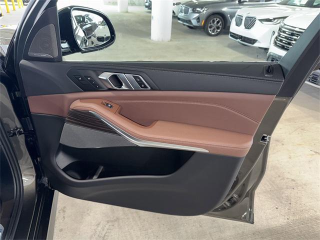 new 2026 BMW X7 car, priced at $103,985