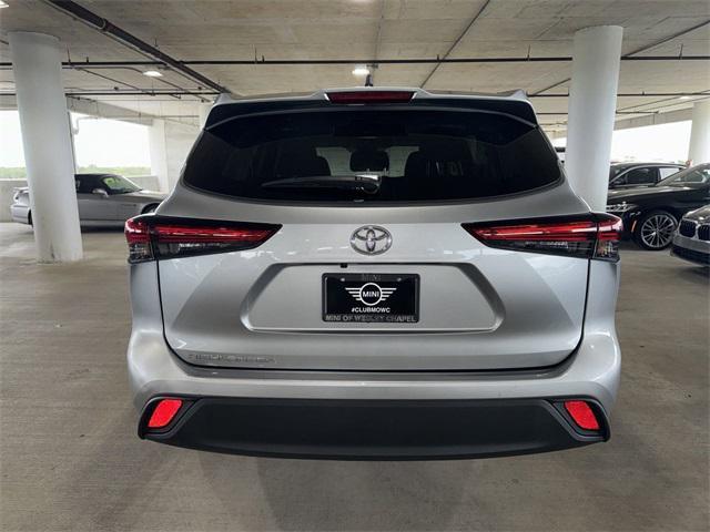 used 2023 Toyota Highlander car, priced at $33,900