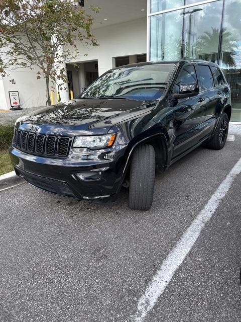 used 2020 Jeep Grand Cherokee car, priced at $25,000