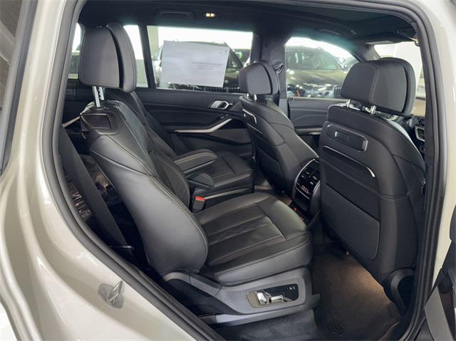 new 2025 BMW X7 car, priced at $99,765