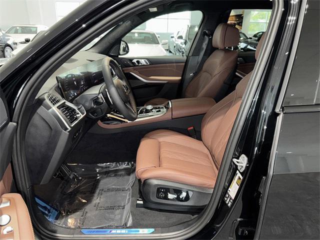 new 2025 BMW X7 car, priced at $119,575