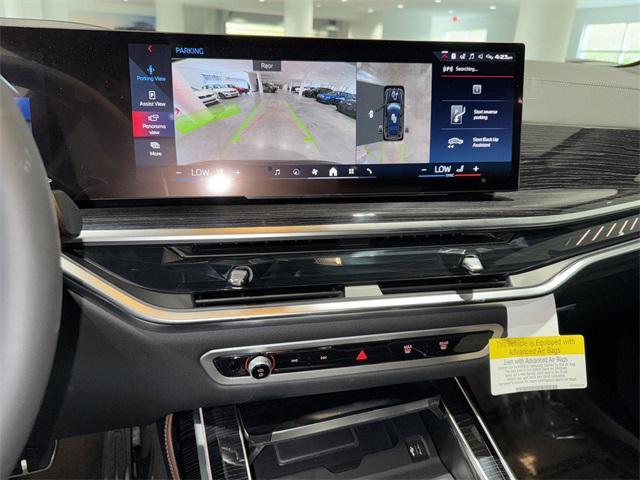 new 2025 BMW X7 car, priced at $119,575