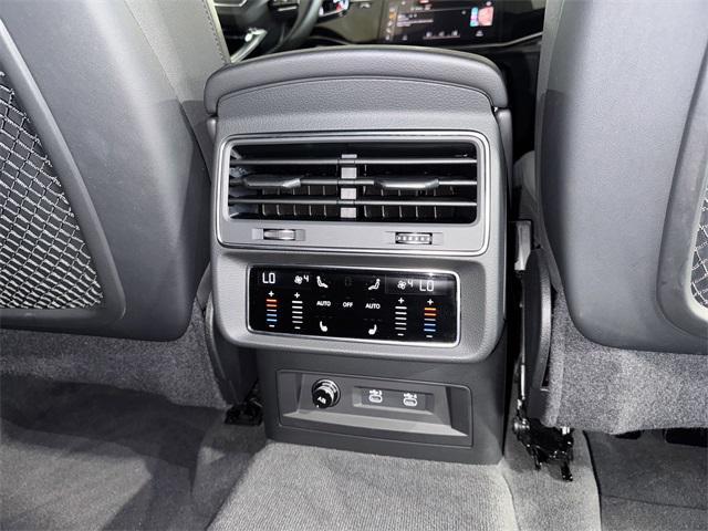 used 2021 Audi Q7 car, priced at $33,900