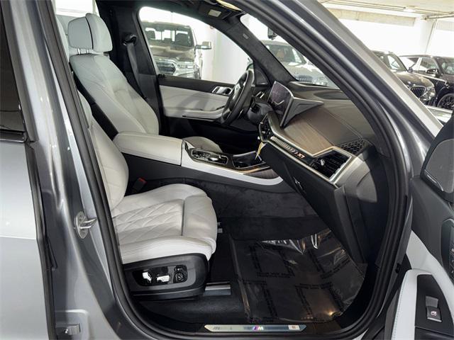 new 2026 BMW X7 car, priced at $98,285