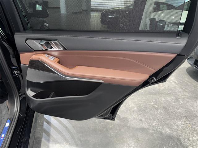 new 2025 BMW X7 car, priced at $96,715
