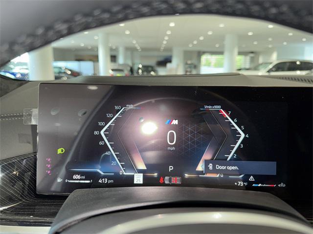 new 2025 BMW X7 car, priced at $99,720