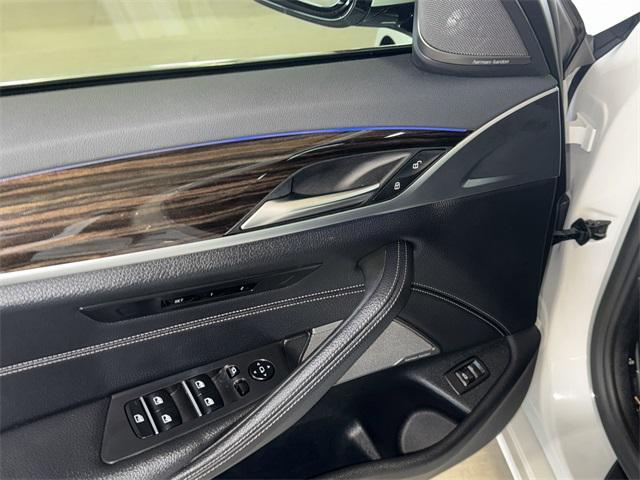 used 2022 BMW 540 car, priced at $40,100